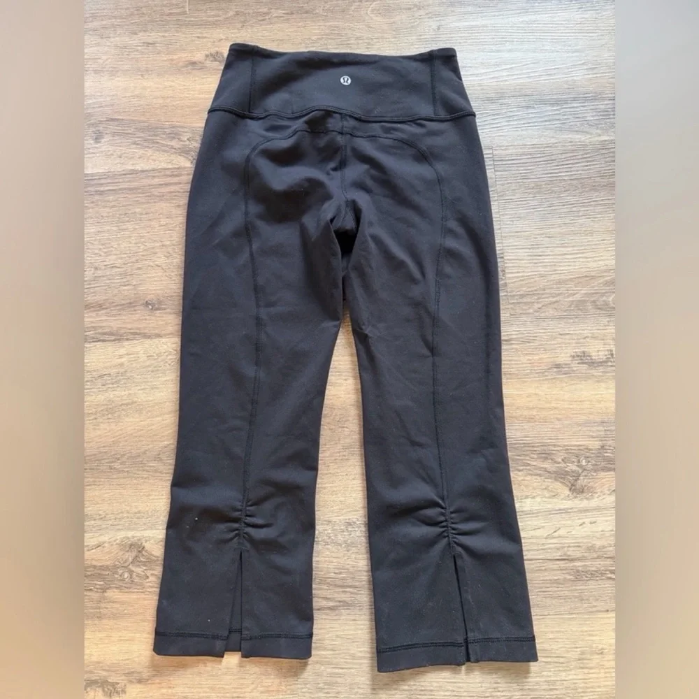 lululemon athletica Black Cropped Flare Leggings - Picture 2 of 4